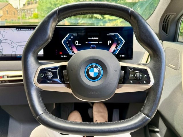 BMW iX M Sport White #7