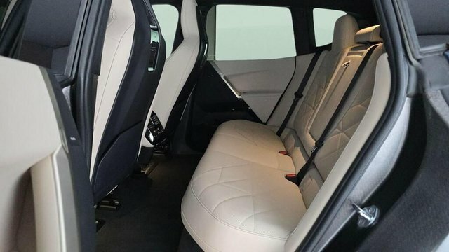 BMW iX M Sport White #10