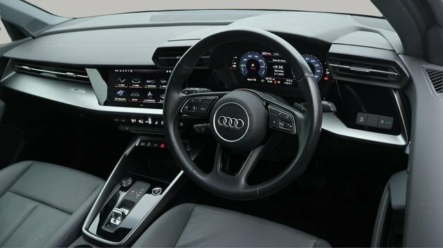 Audi A3 Tfsi 30 Sport Sportback LL23XWT Black #4