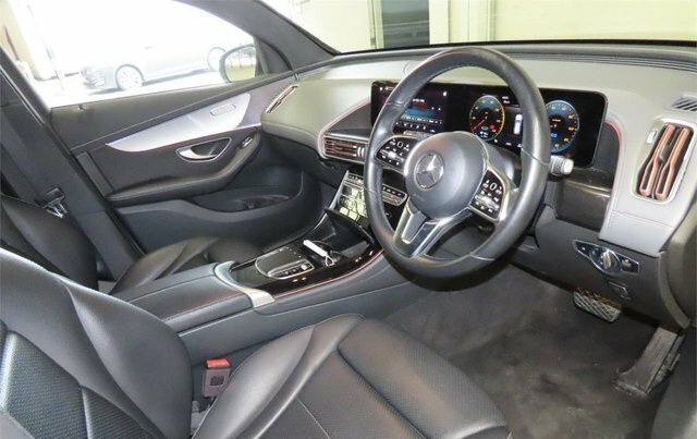 Mercedes-Benz EQC 400 80Kwh Sport Suv Black #3