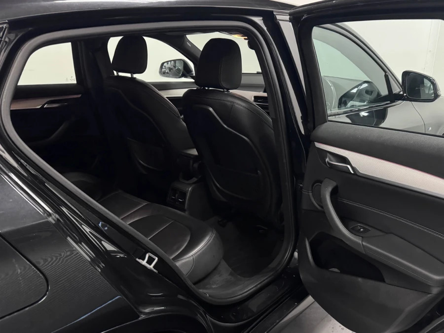 BMW X2 Suv White #23
