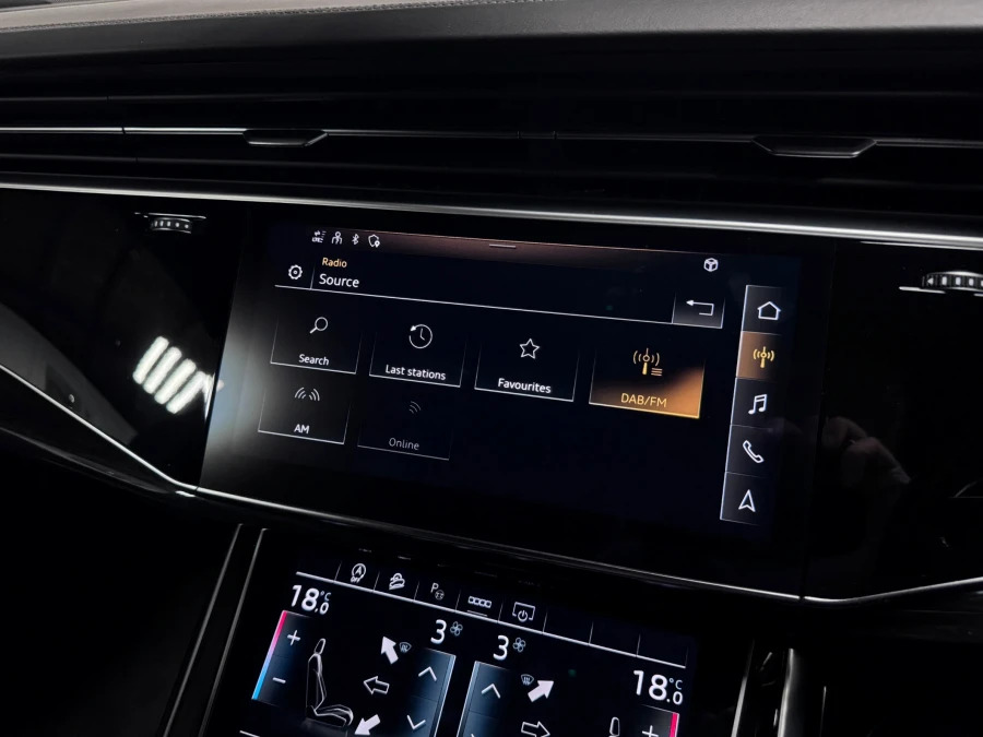 Audi SQ8 Tfsi Quattro Black Black #38