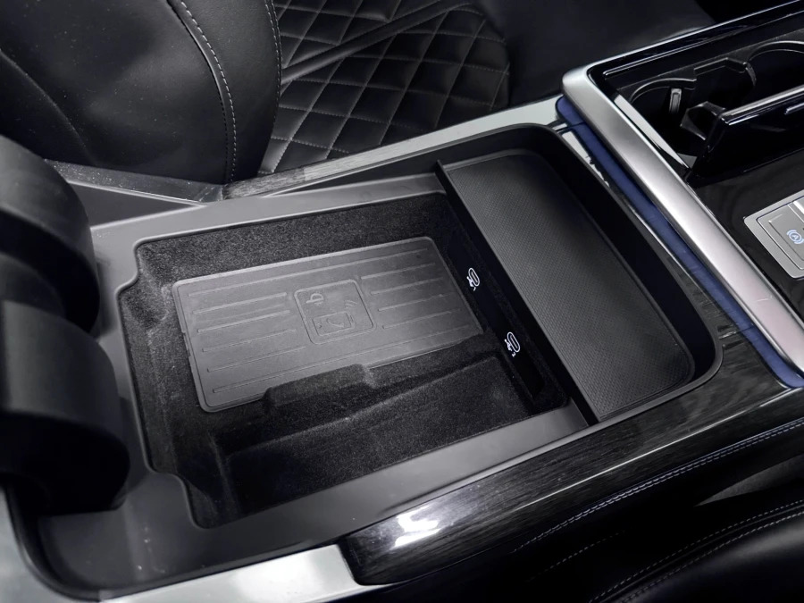 Audi SQ8 Tfsi Quattro Black Black #32
