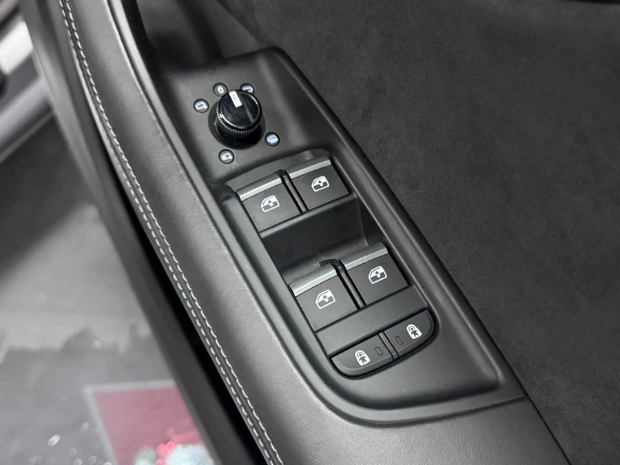 Audi SQ8 Tfsi Quattro Black Black #14