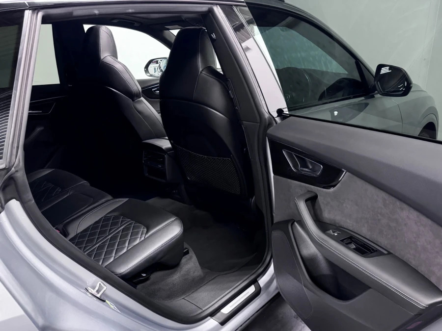 Audi SQ8 Tfsi Quattro Black Black #26