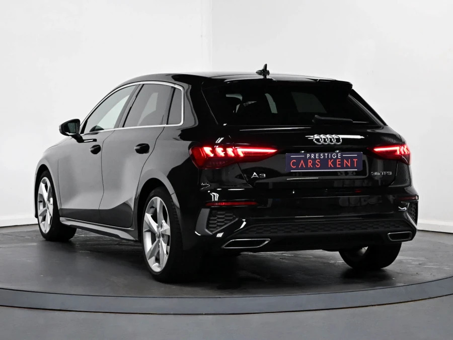 Audi A3 1.5 Tfsi 35 S Line Sportback S Tronic E Black #3