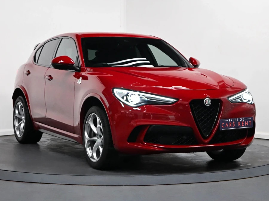Alfa Romeo Stelvio 2.9 V6 Bi-turbo 510Hp Quadrifoglio Red