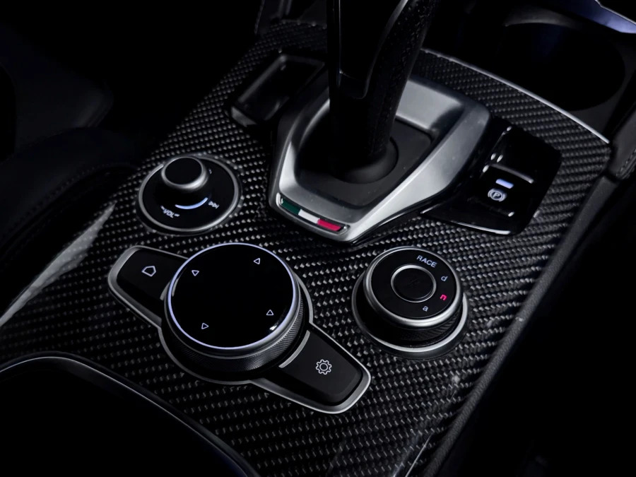Alfa Romeo Stelvio Tb Ti White #27