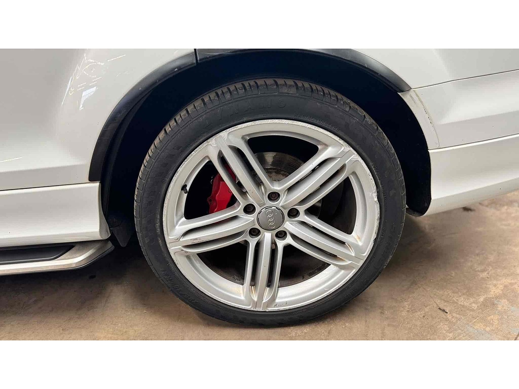 Audi Q7 4X4 3.0 Black #22