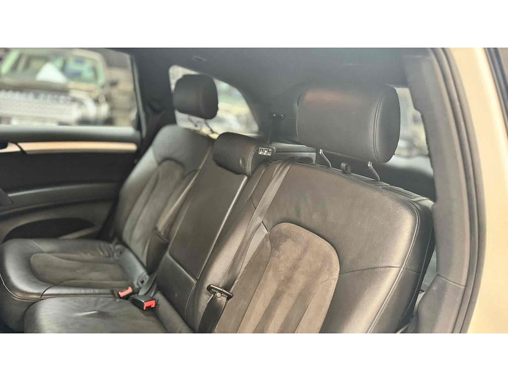 Audi Q7 4X4 3.0 Black #18