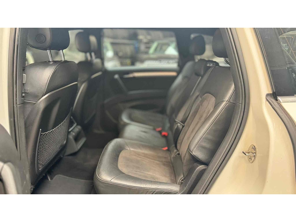 Audi Q7 4X4 3.0 Black #19