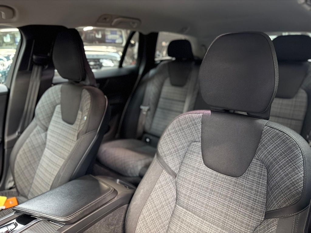Volvo V60 B3 Black #12