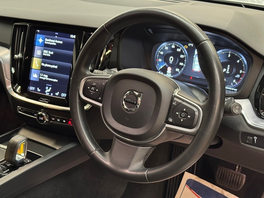 Volvo V60 B3 Black #7