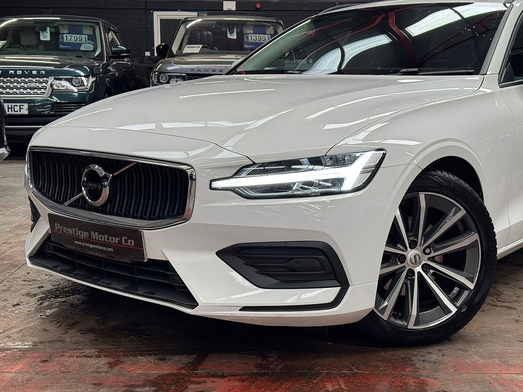 Volvo V60 B3 Black #22