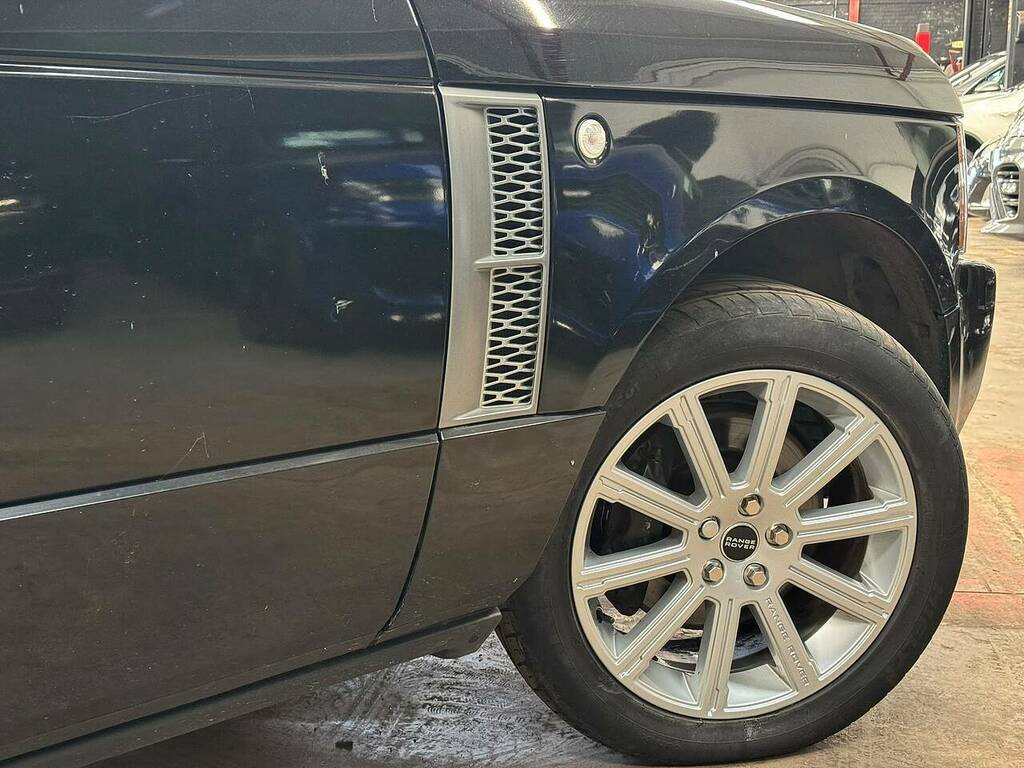 Land Rover Range Rover Tdv8 Hse E4 Black #32