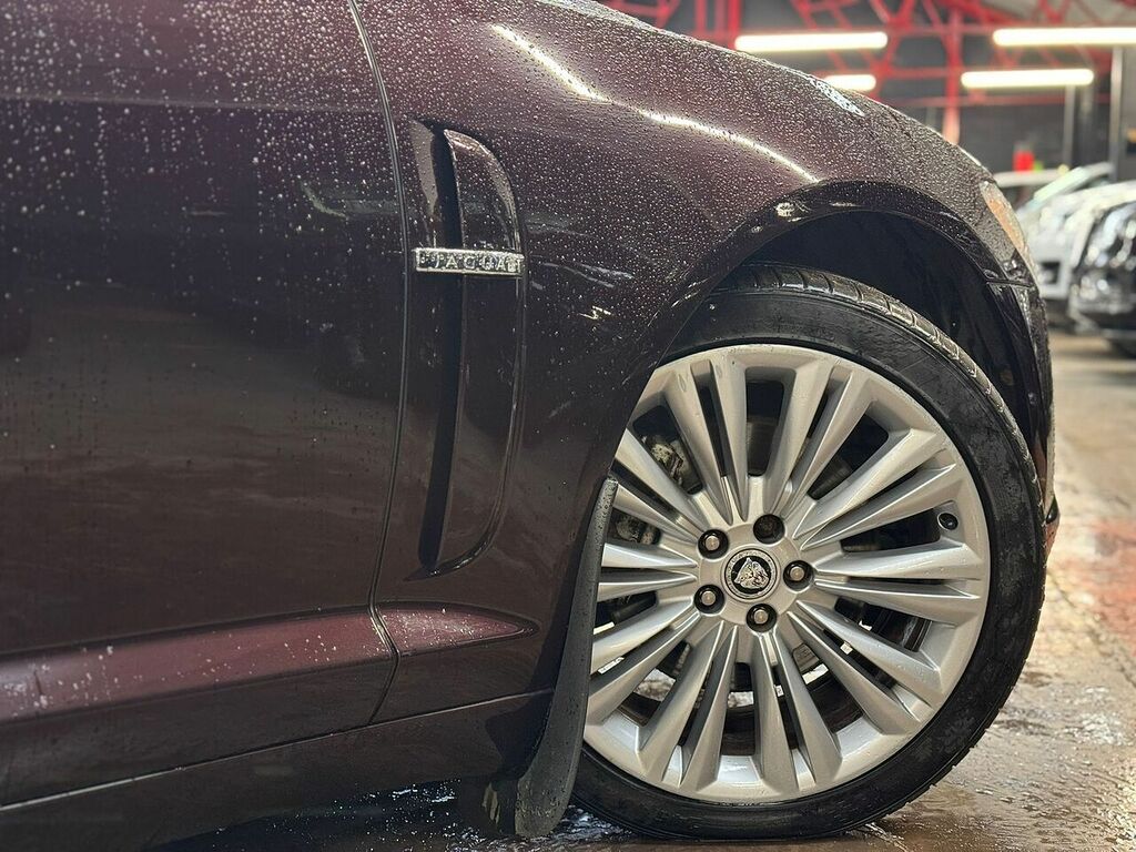 Jaguar XF Saloon Blue #27