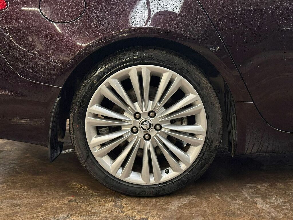 Jaguar XF Saloon Blue #29