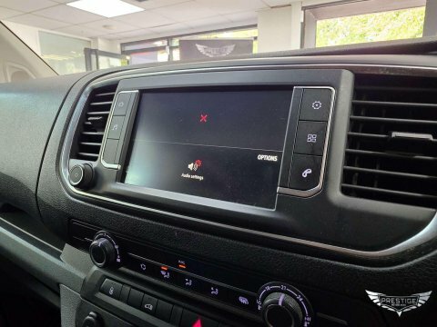 Vauxhall Vivaro 1.5 Vivaro 2900 Dynamic Ss White #66