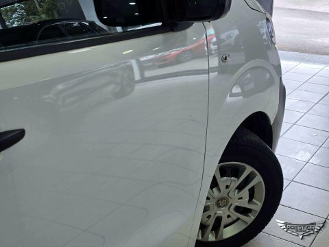 Vauxhall Vivaro 1.5 Vivaro 2900 Dynamic Ss White #56