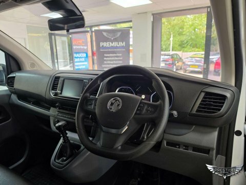 Vauxhall Vivaro 1.5 Vivaro 2900 Dynamic Ss White #25