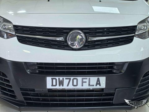 Vauxhall Vivaro 1.5 Vivaro 2900 Dynamic Ss White #14