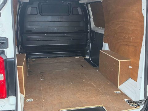 Vauxhall Vivaro 1.5 Vivaro 2900 Dynamic Ss White #77