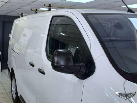 Vauxhall Vivaro 1.5 Vivaro 2900 Dynamic Ss White #16