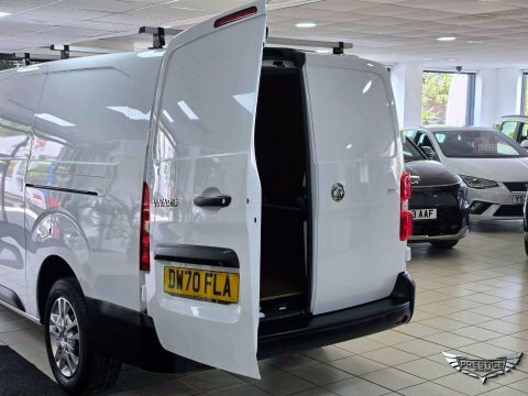 Vauxhall Vivaro 1.5 Vivaro 2900 Dynamic Ss White #79