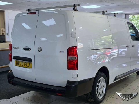 Vauxhall Vivaro 1.5 Vivaro 2900 Dynamic Ss White #18