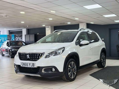 Peugeot 2008 1.2 Puretech Allure White #3