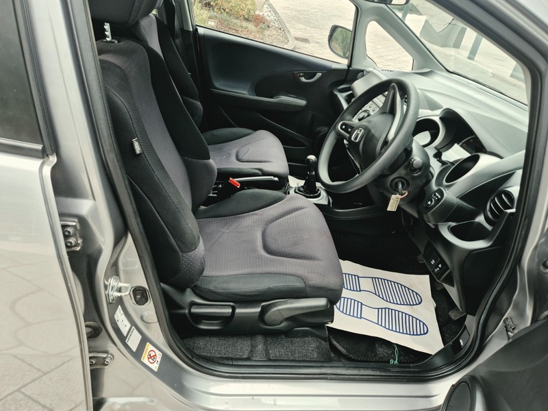 Honda Jazz Hatchback Red #10
