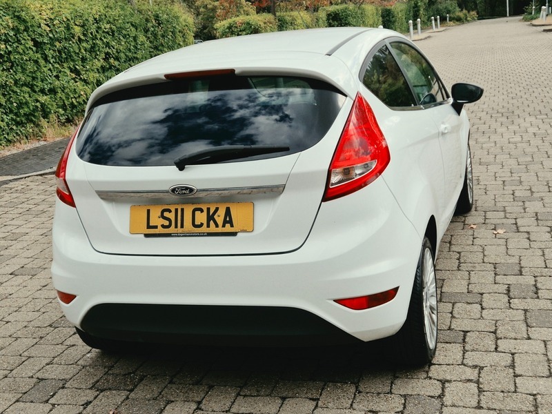 Ford Fiesta 1.4 Edge Silver #8