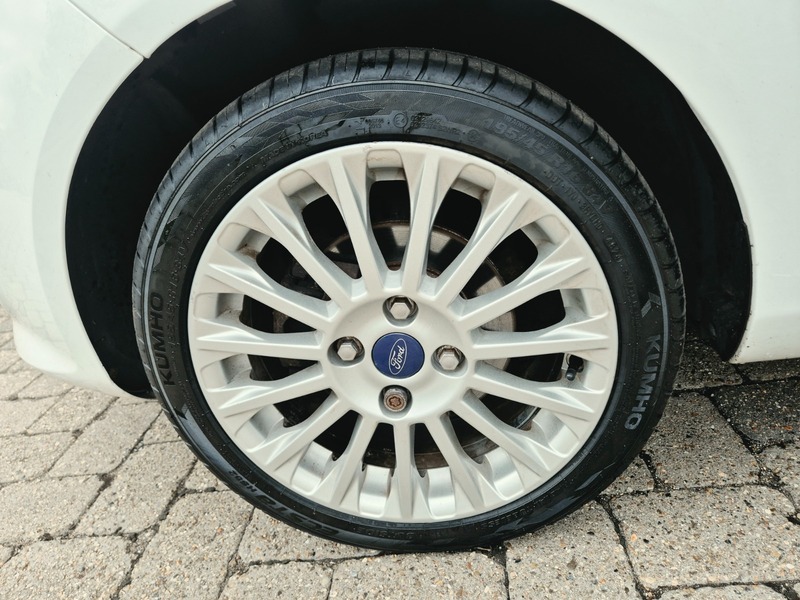 Ford Fiesta 1.4 Edge Silver #31