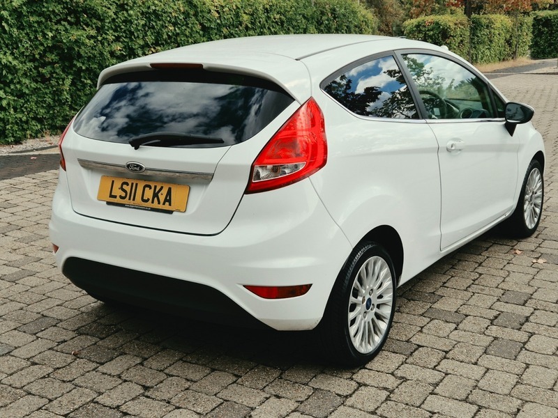 Ford Fiesta 1.4 Edge Silver #3