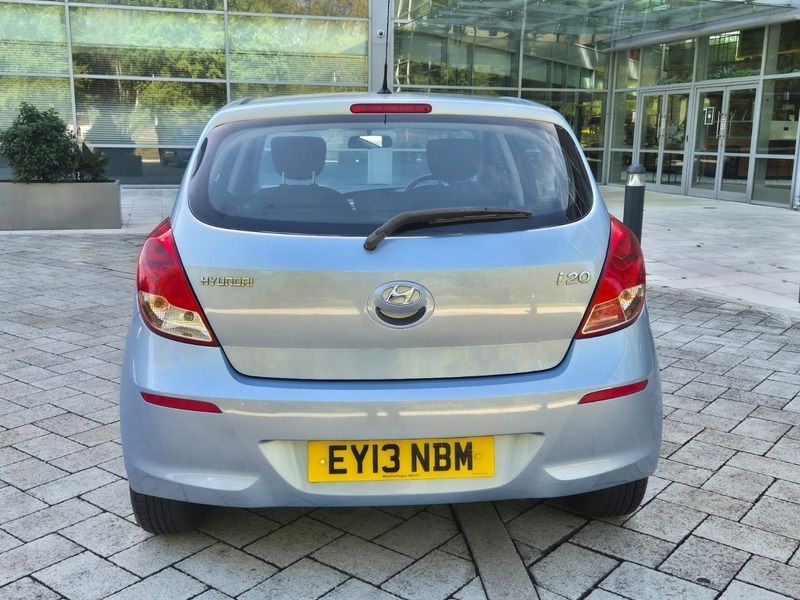 Hyundai I20 Hatchback 1.2 Active Euro 5 201313 Black #8