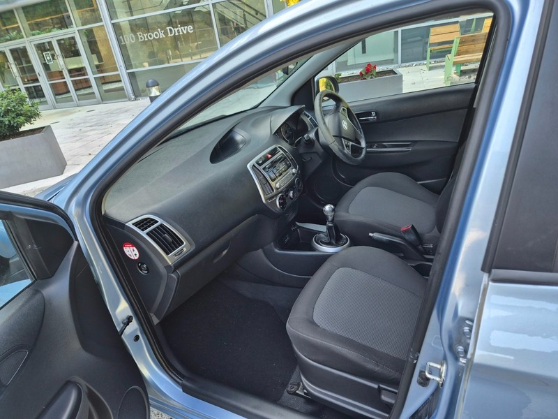 Hyundai I20 Hatchback 1.2 Active Euro 5 201313 Black #12
