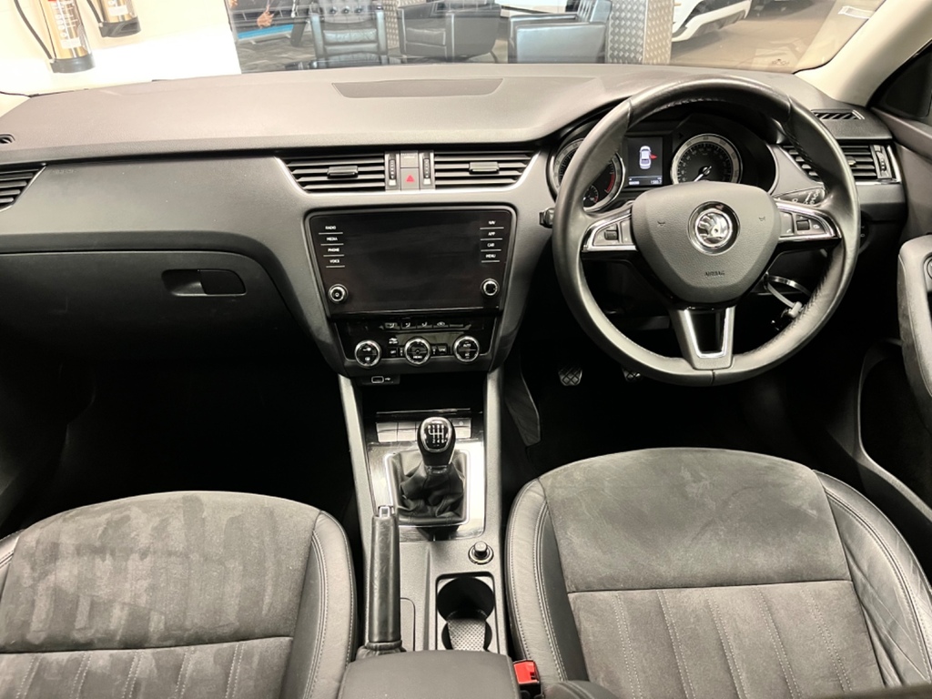 Skoda Octavia Grey #10