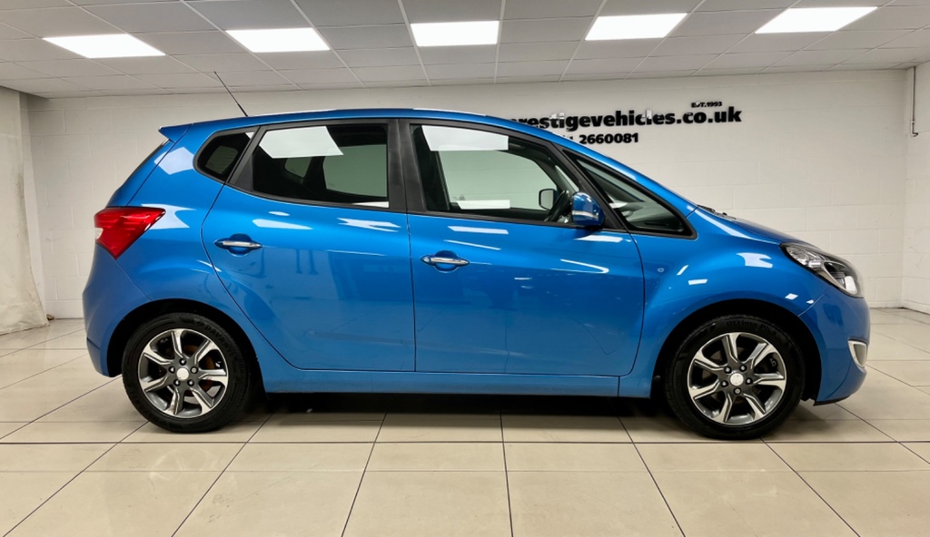 Hyundai Ix20 1.6 Active 123 Bhp Grey #9