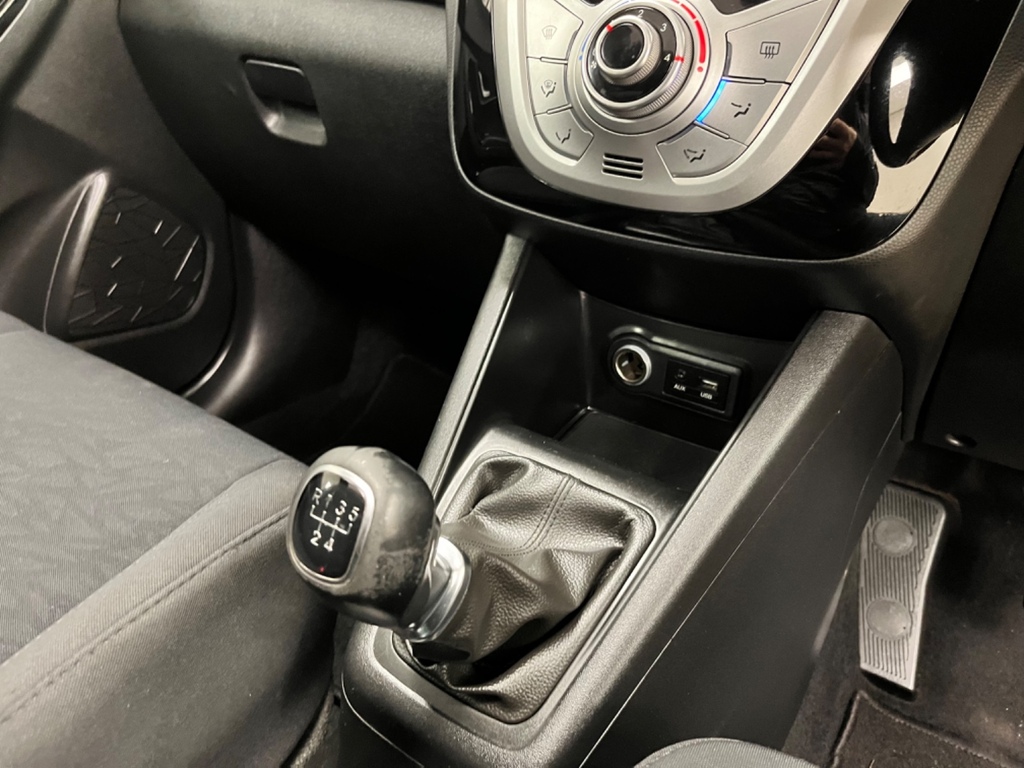 Hyundai Ix20 1.6 Active 123 Bhp Grey #19
