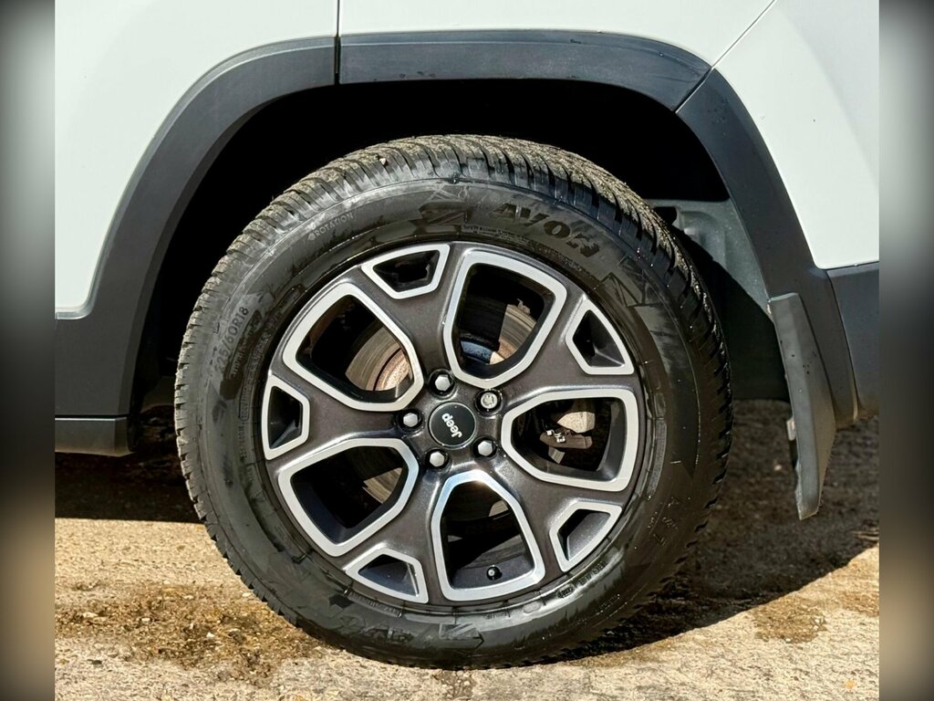 Jeep Cherokee Black #22