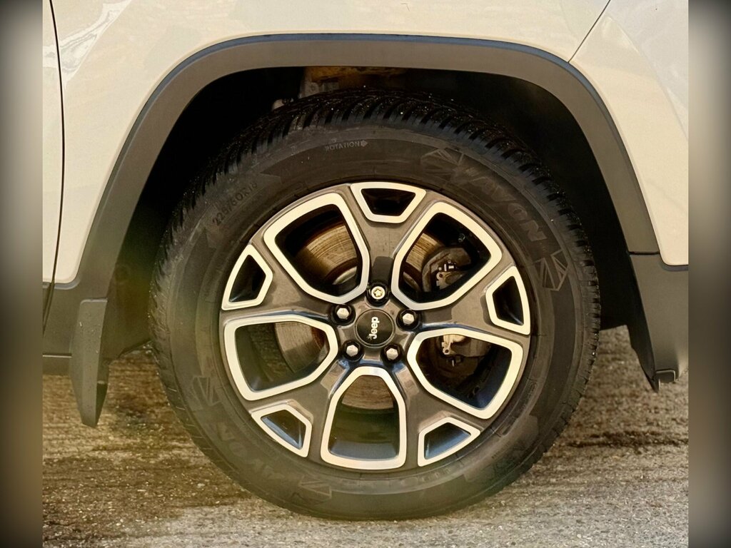 Jeep Cherokee Black #46