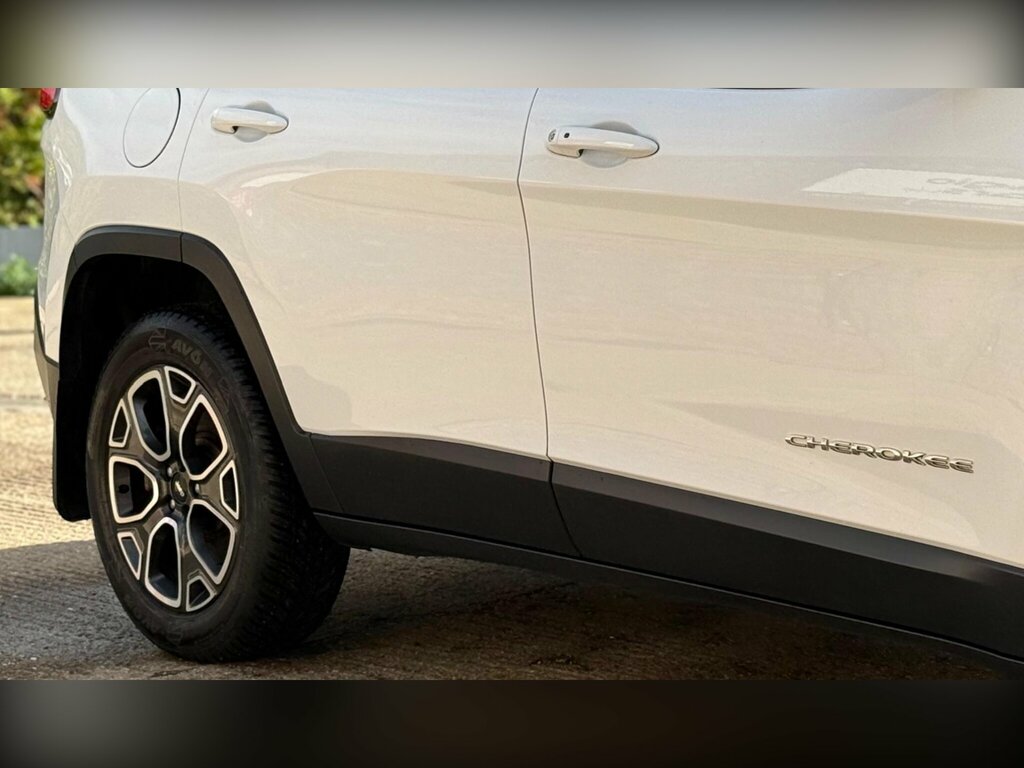 Jeep Cherokee Black #25