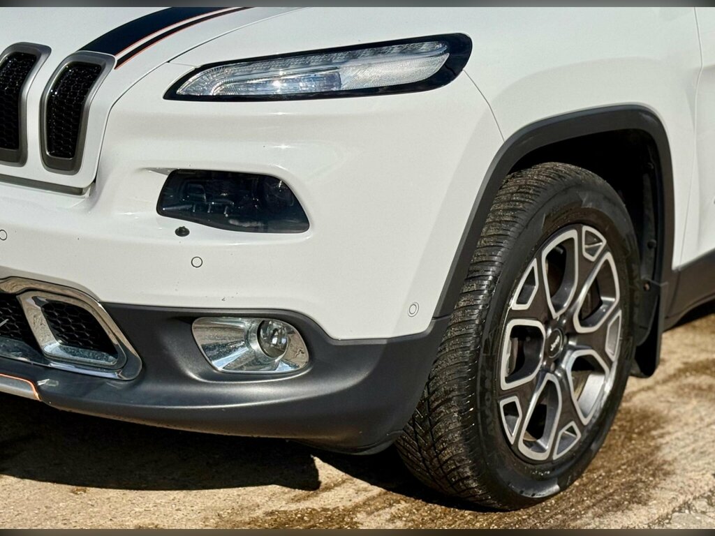 Jeep Cherokee 4X4 2.2 Red #26