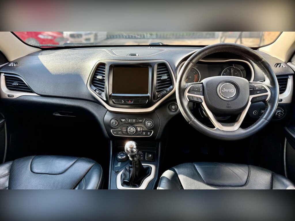 Jeep Cherokee Black #16