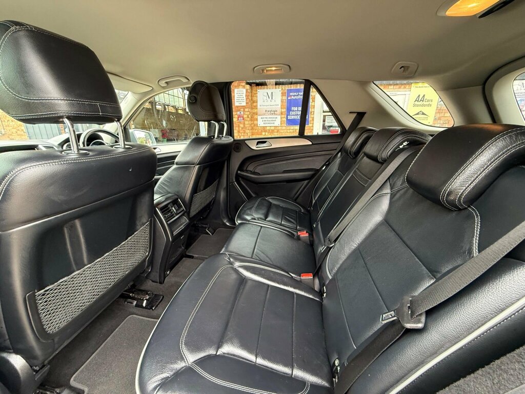 Mercedes-Benz M Class Diesel Black #12