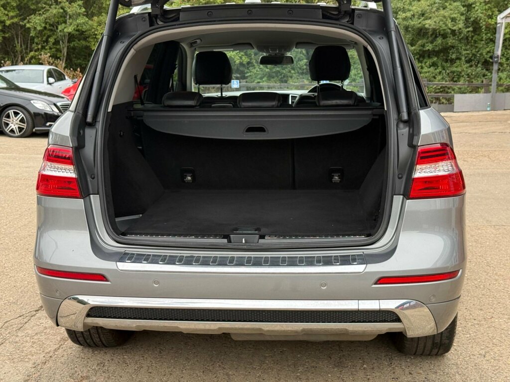 Mercedes-Benz M Class Diesel Black #13