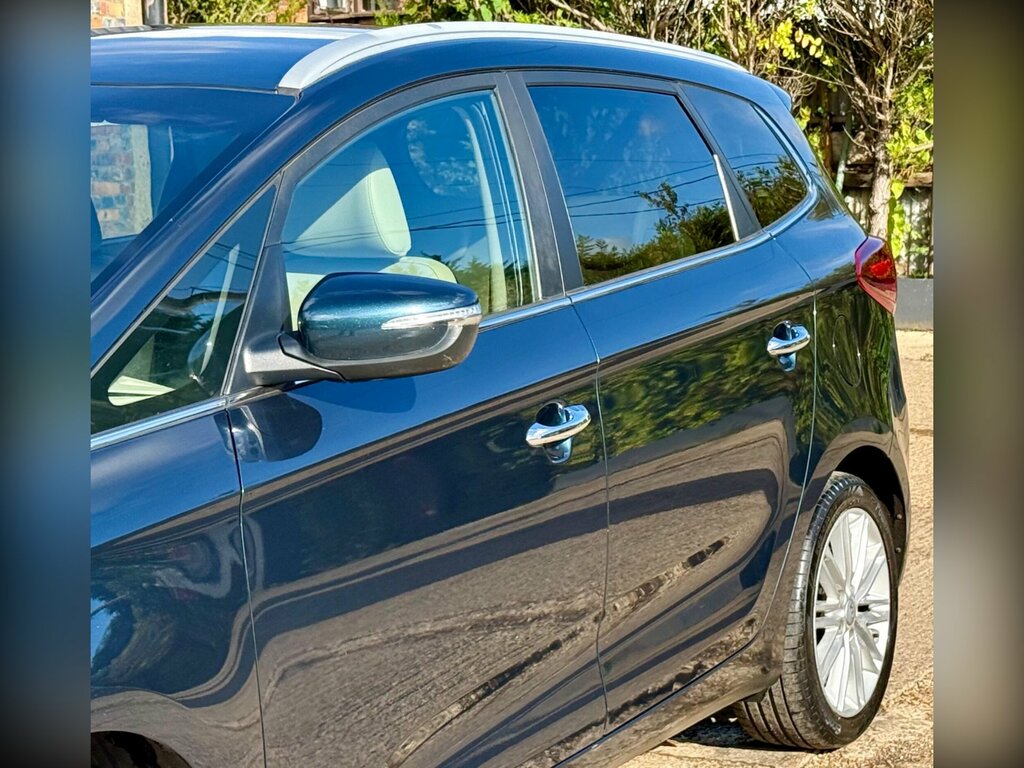 Kia Carens 1.7 Crdi Isg 139 3 Black #32