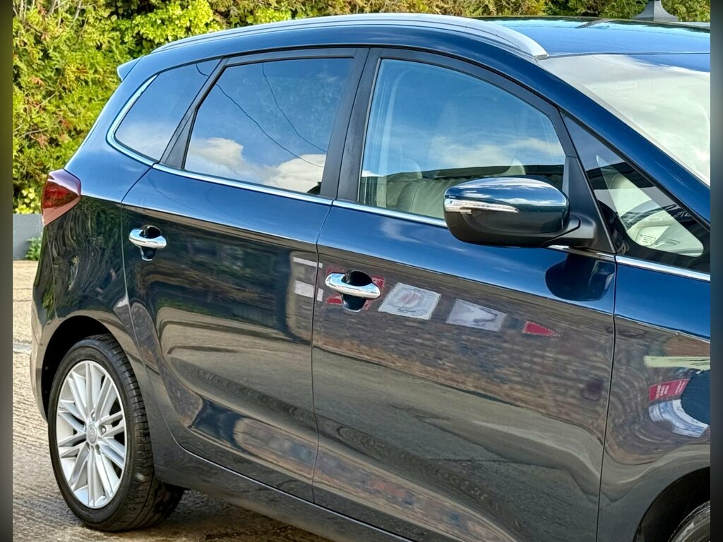 Kia Carens 1.7 Crdi Isg 139 3 Black #29