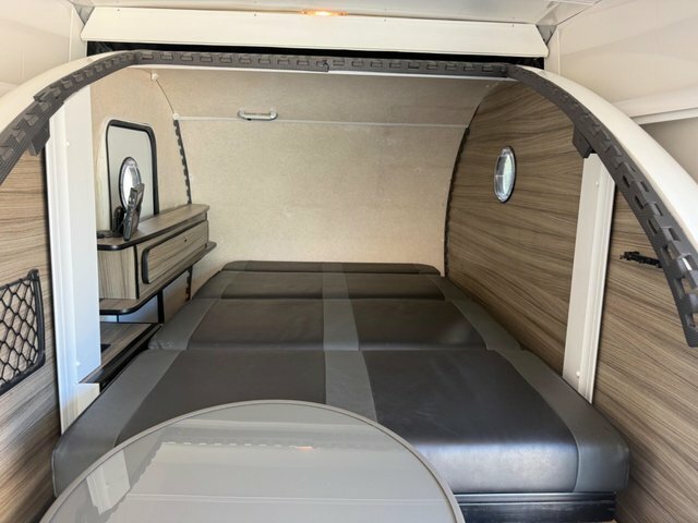 Peugeot Boxer 2.0 Bluehdi 335 Professional Panel Van Silver #3