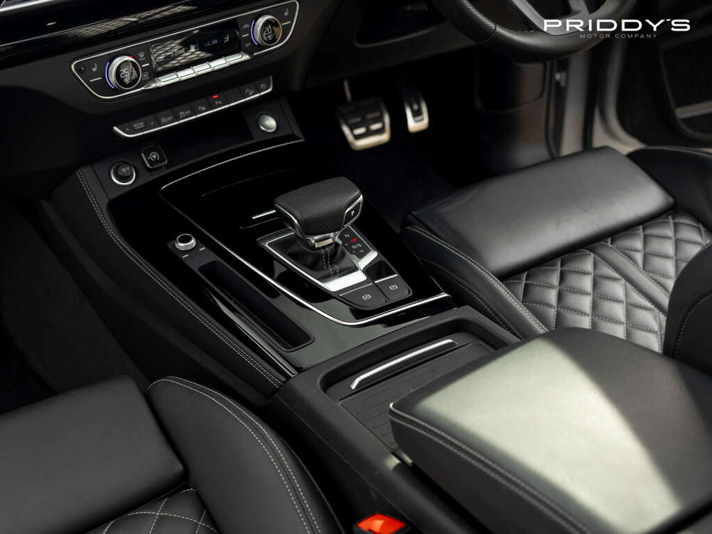 Audi Q5 Tfsi Edition 1 Green #30